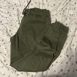 Bullhead denim jogger pants. Size small.